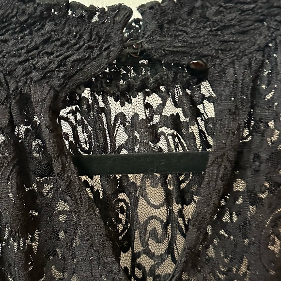 Black lace Shirt with undershirt attached underneath . - Picture 2 of 3